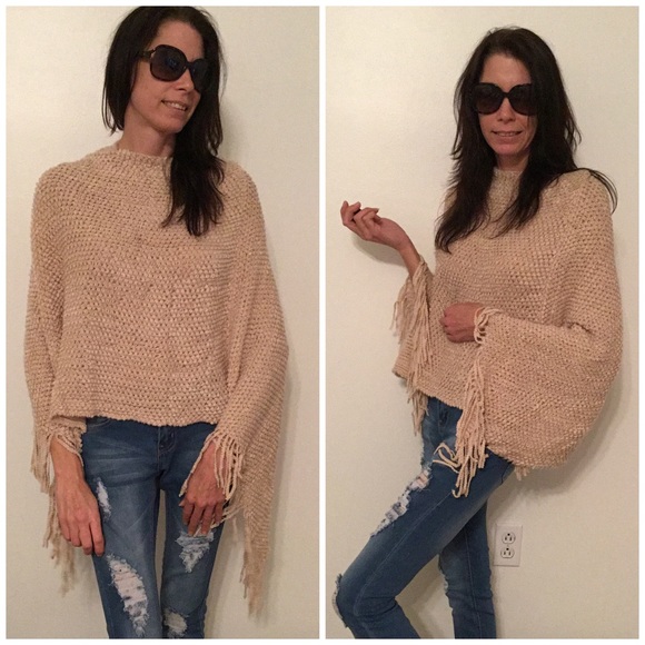Knitted Beige Poncho - Picture 3 of 6